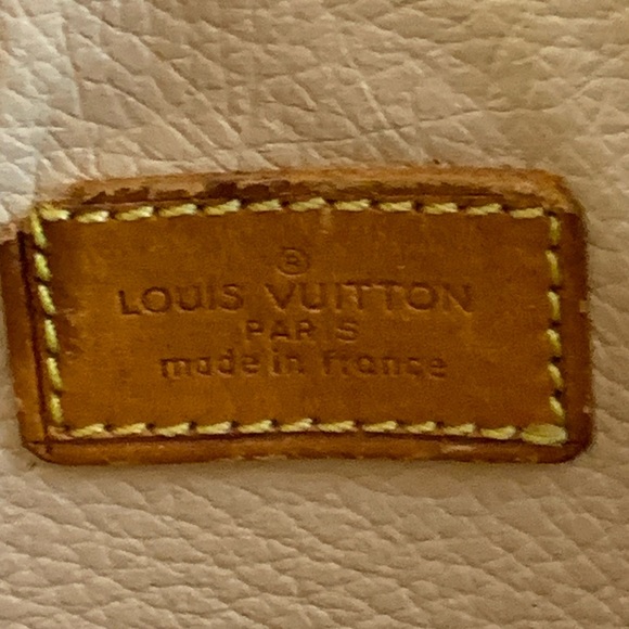 Louis Vuitton Sac Plat - Picture 2 of 8